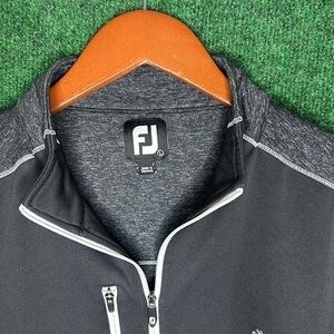 Men’s FootJoy quarterzip vest from St. Clair Country Club! Large / Black & Gray!